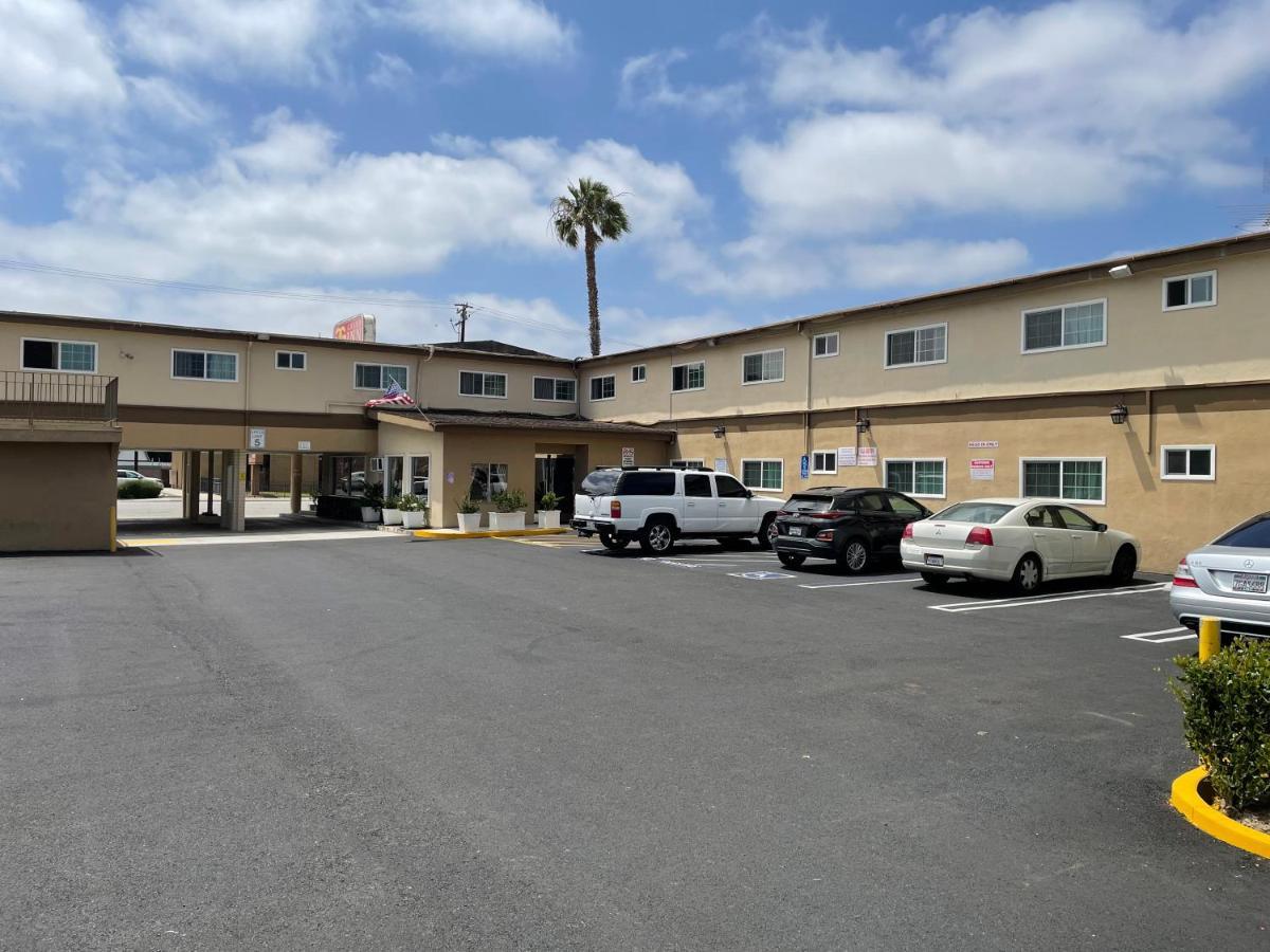 Grand Inn Fullerton Kültér fotó
